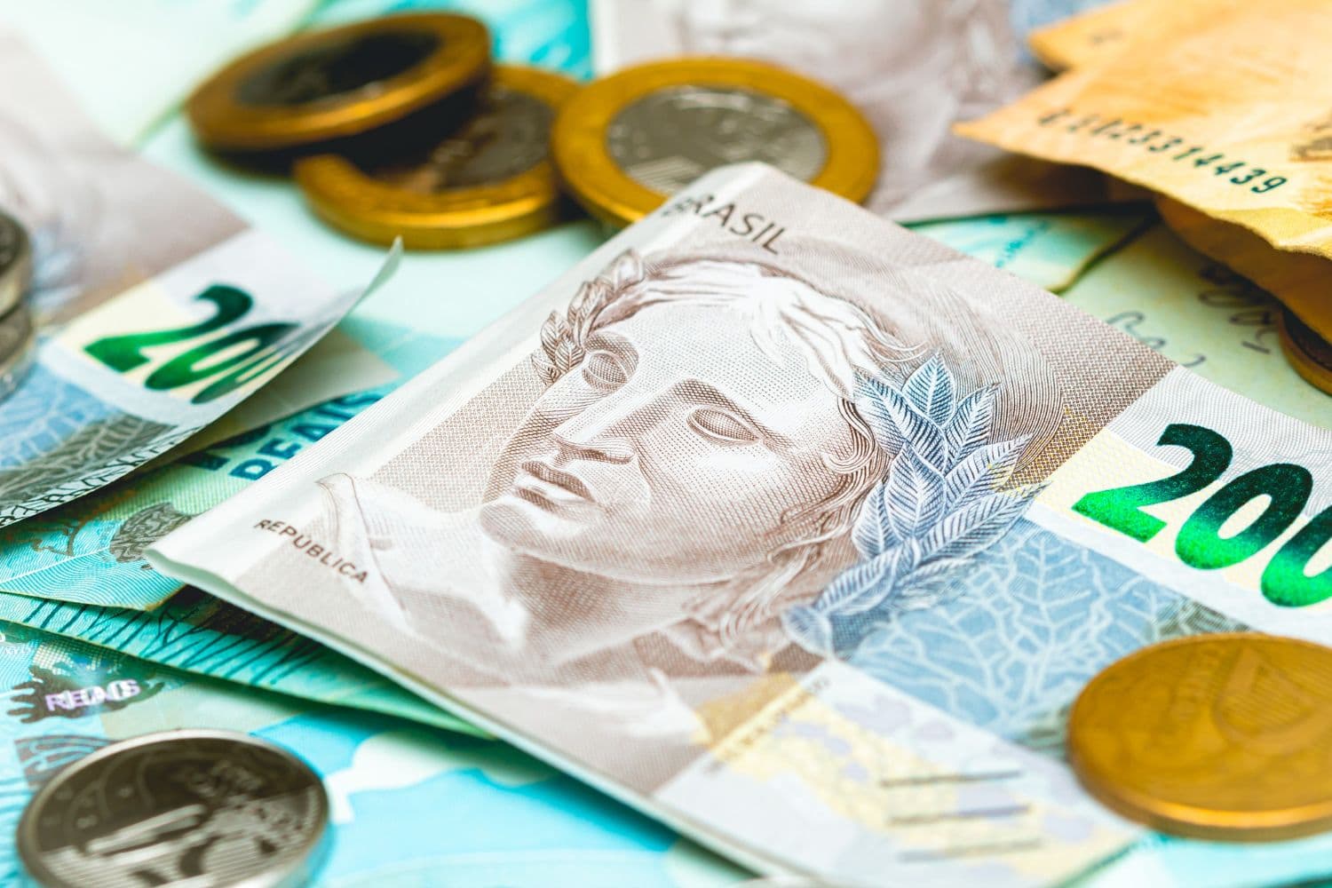 Faturamento do varejo farmacêutico avança 11,3% em 2025